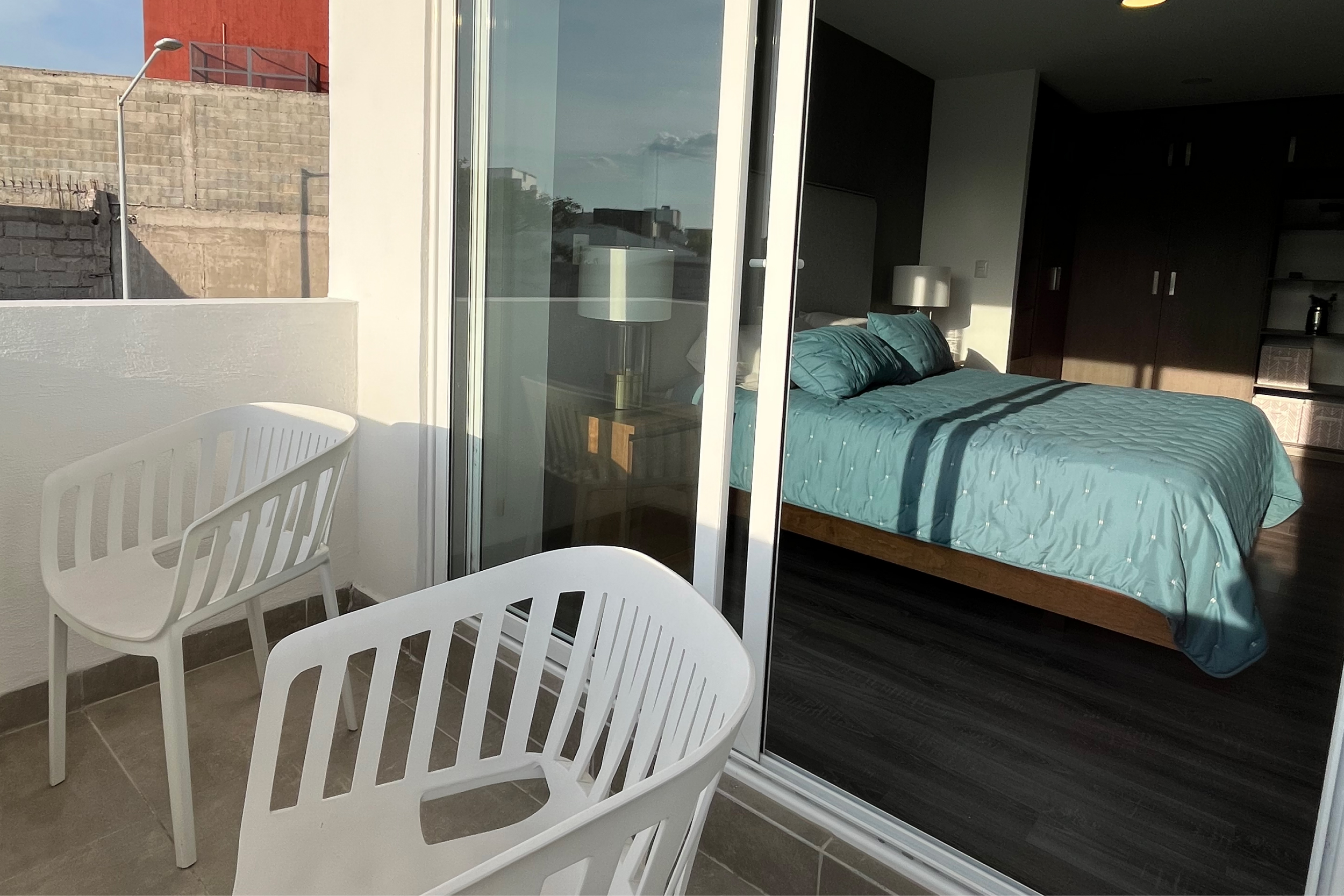 STACIA_Avanti_1200x800-01