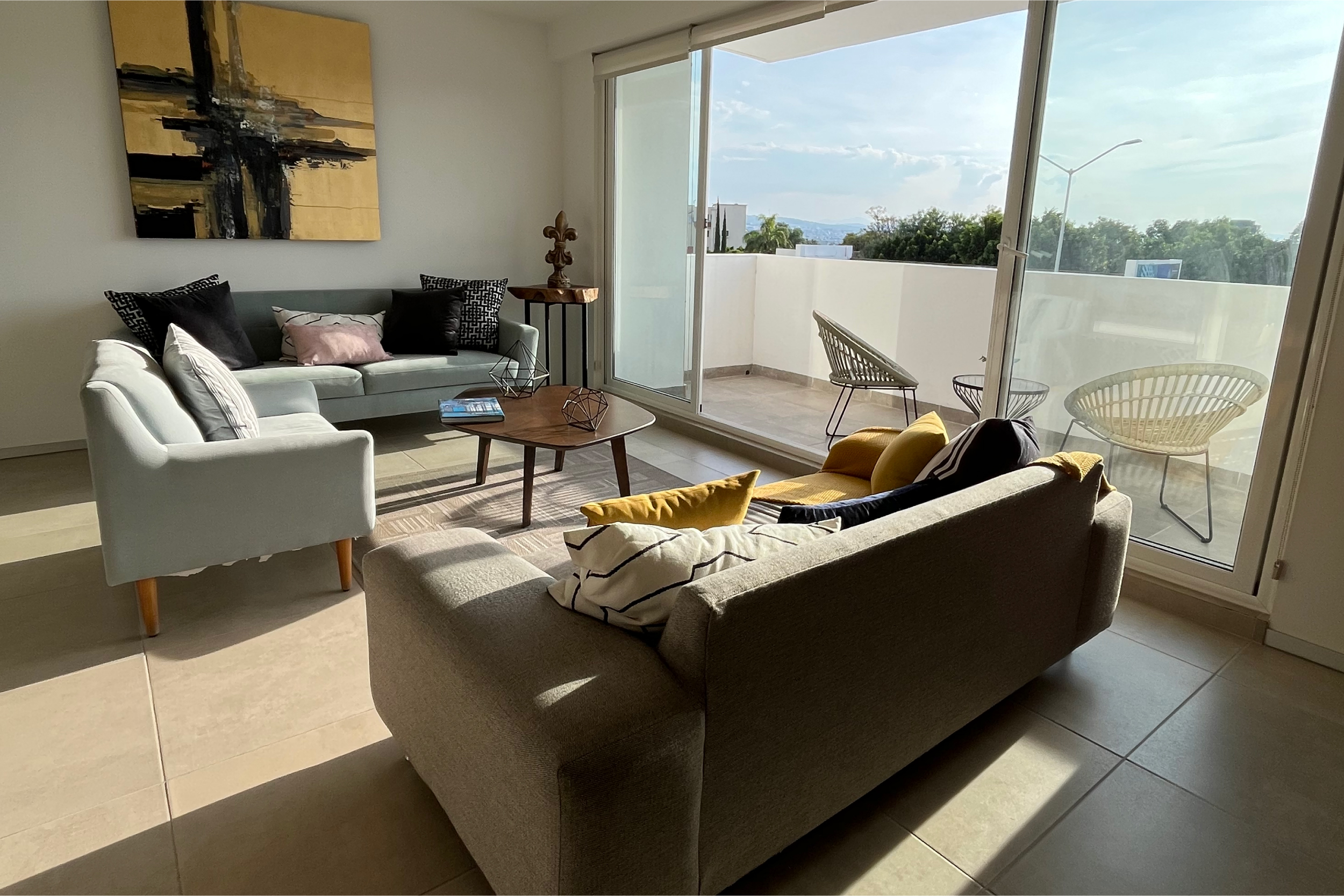 STACIA_Avanti_1200x800-05