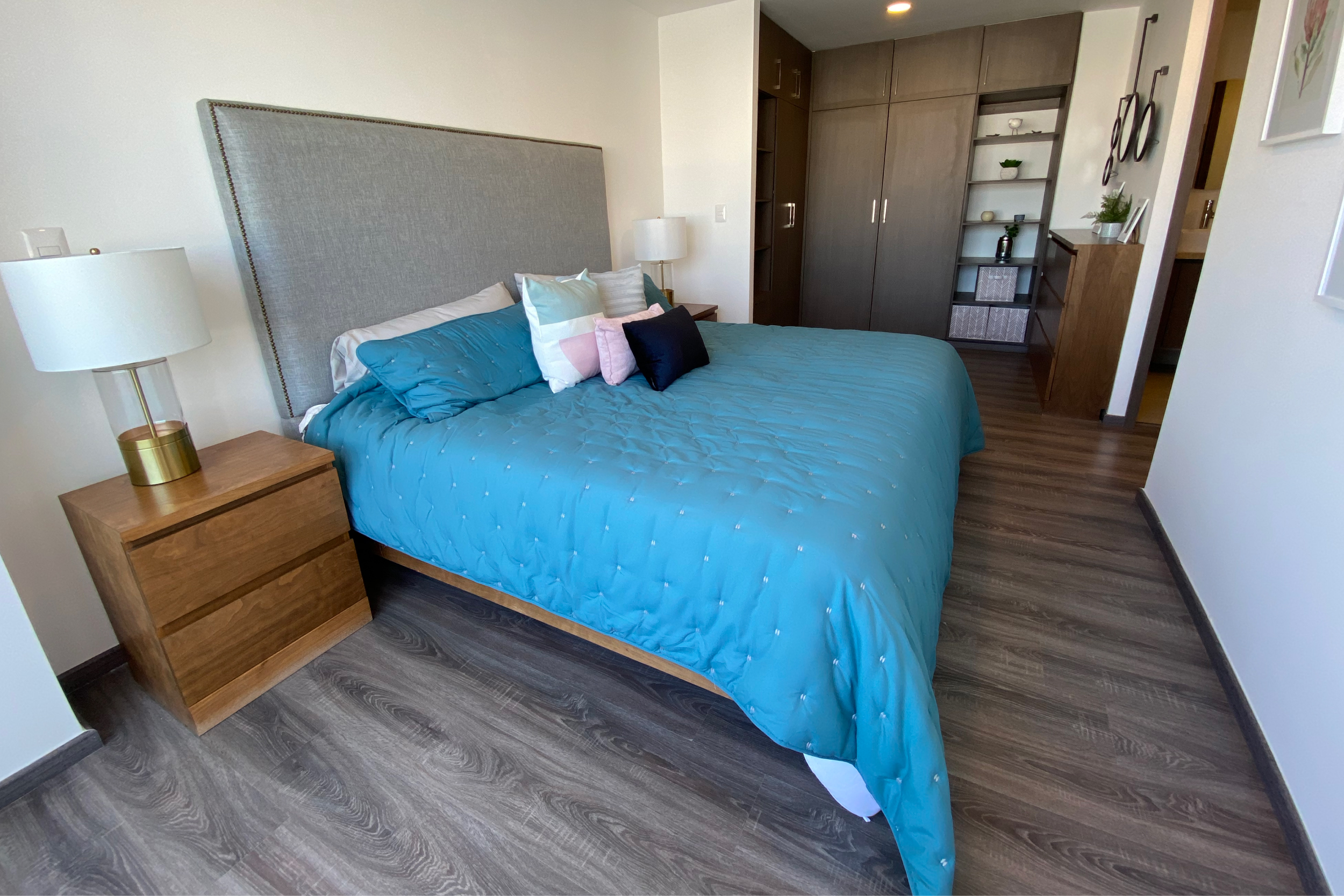 STACIA_Avanti_1200x800-07